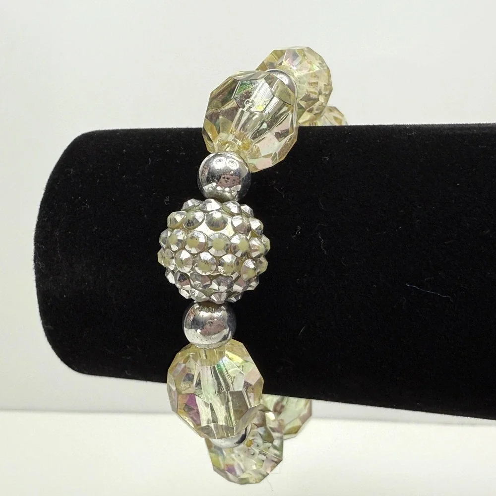 Acrylic Faceted Bead Bracelet Silver Cluster Accent Stretch Band Jewelry 6.5
